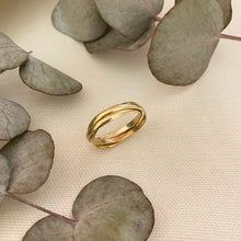 Load image into Gallery viewer, Russian Wedding Ring
