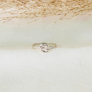 Double Knot Ring