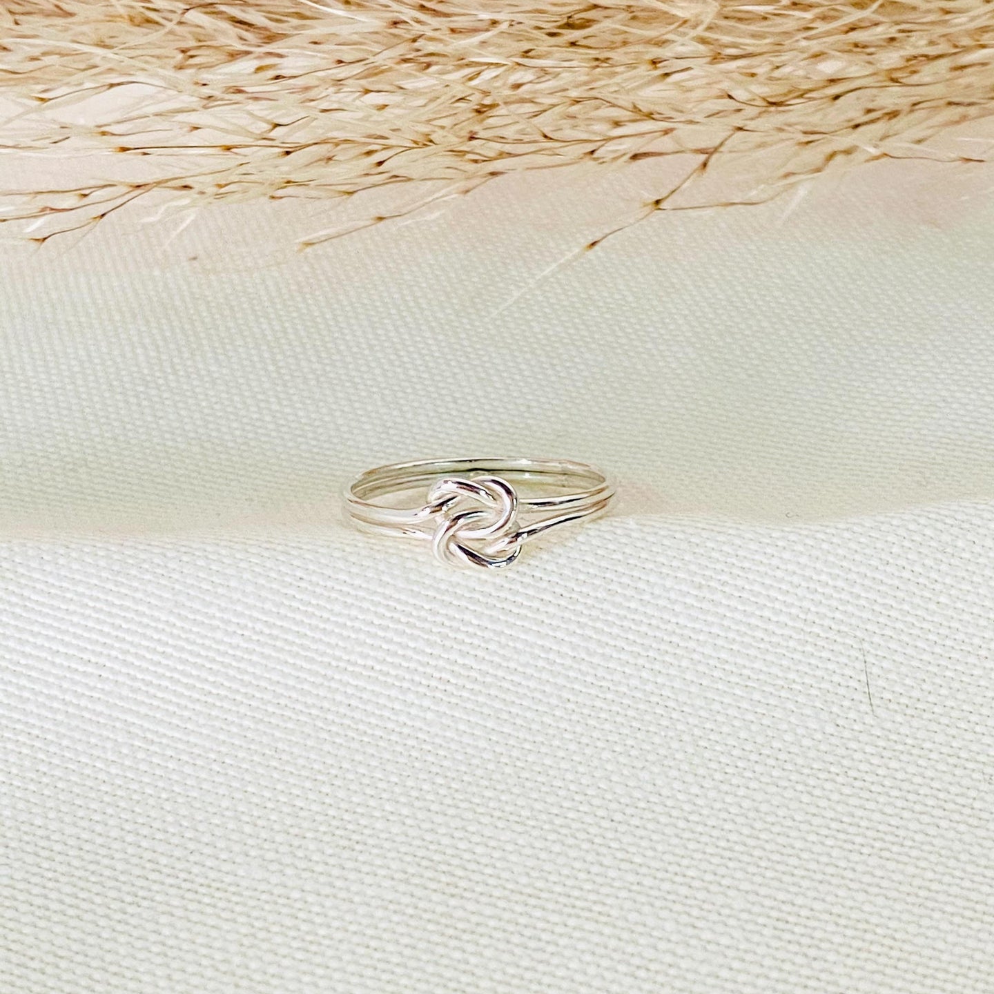 Double Knot Ring