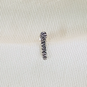 Snake Stud